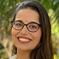 Dr. Ivone de Bem Oliveria Headshot